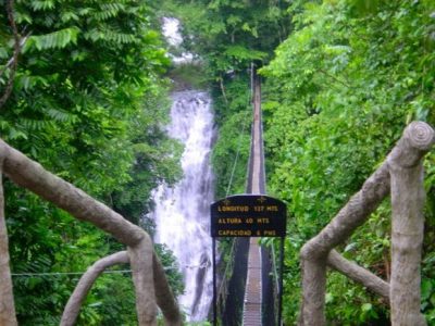 Waterfalls at Los Campesinos